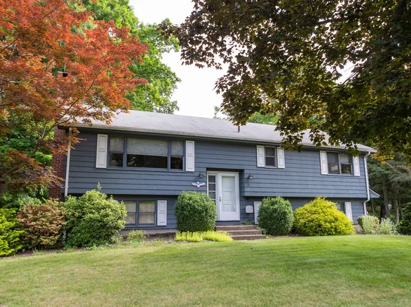 42 Owens Brook Boulevard, Simsbury, CT 06070