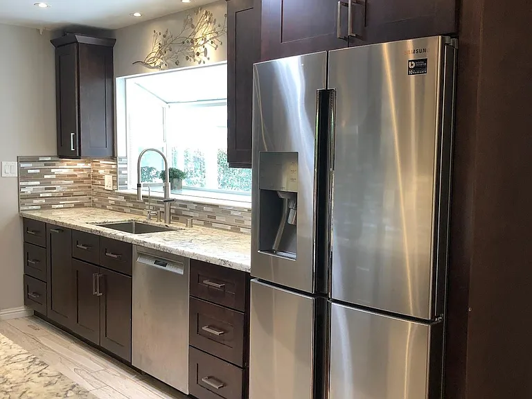 303 Mackenzie Dr — Photo 8