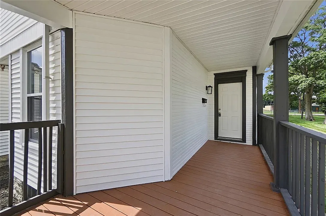 3 bed, 1855 sqft, $1,395 — Photo 3