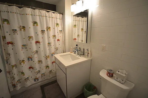 Rented by Voro, LLC | media 29