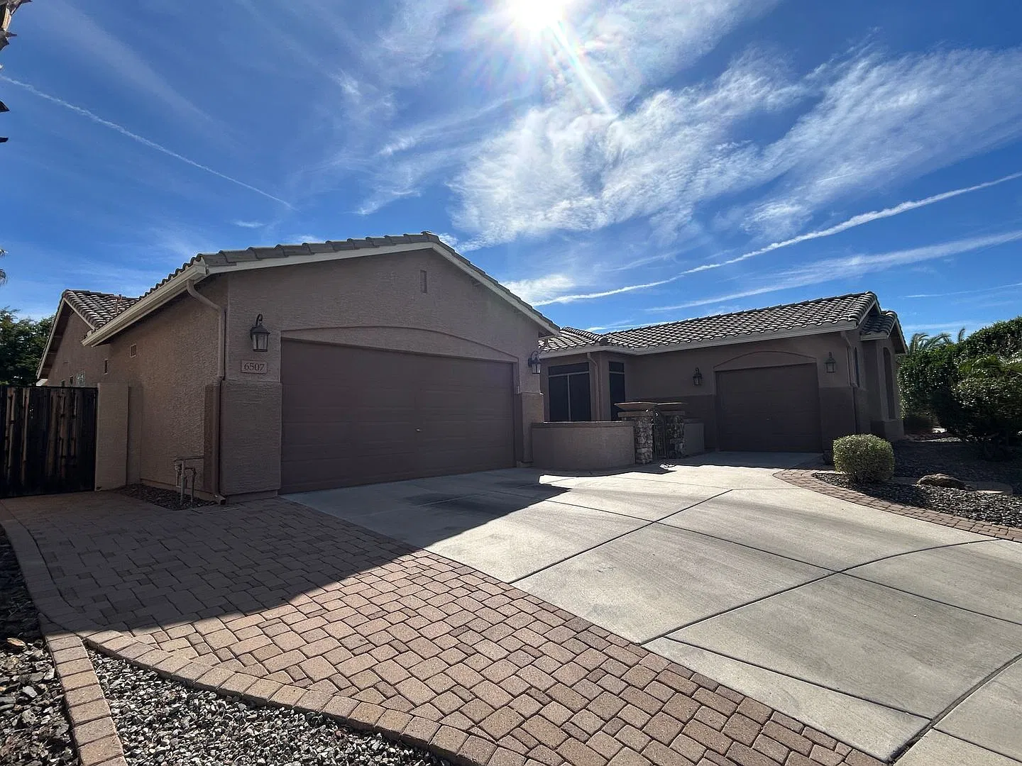 3 bed, 2.5 bath, 2602 sqft, $2,799 — Photo 3