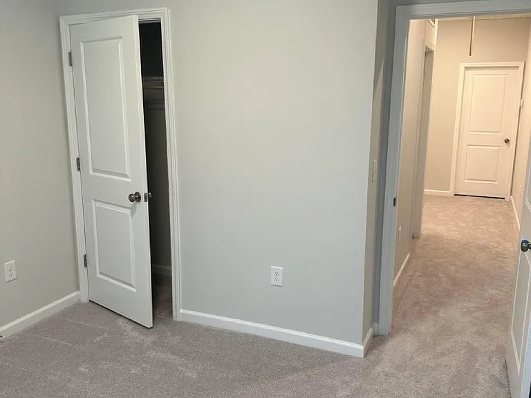 1078 Manorhaven Dr — Photo 25