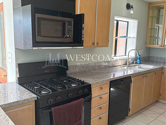 2nd image of 4599 Highland Ave