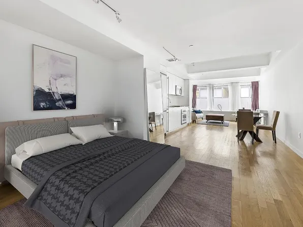 90 William Street image 1 of 9