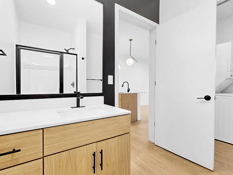 CityLine — Photo 43