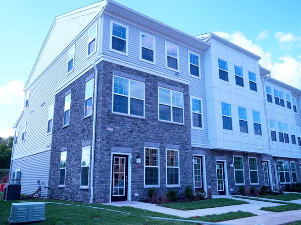 157 Stoutsburg Blvd #157, Pennington, NJ 08534