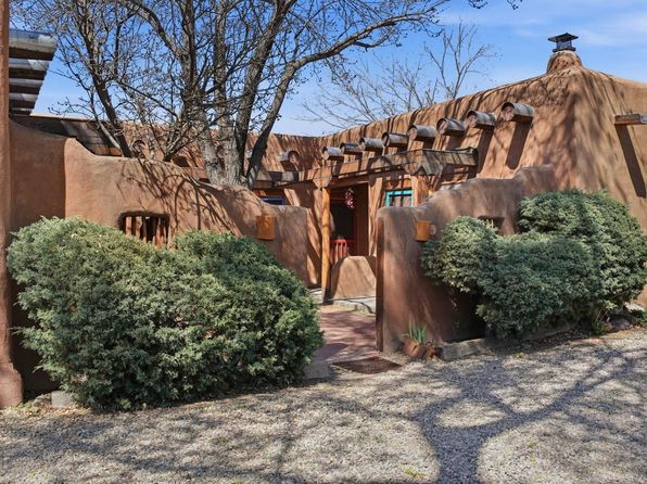 110 Padre Martinez Ln W Unit 9