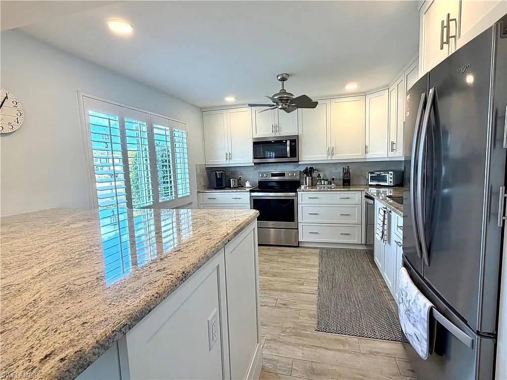 2 bed, 2.0 bath, 1564 sqft, $2,500 — Photo 4