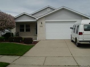 21023 Wood Creek Ln, Macomb, MI 48044