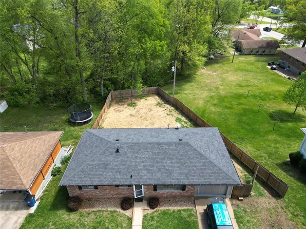300 Kenneth St, New Haven, MO 63068
