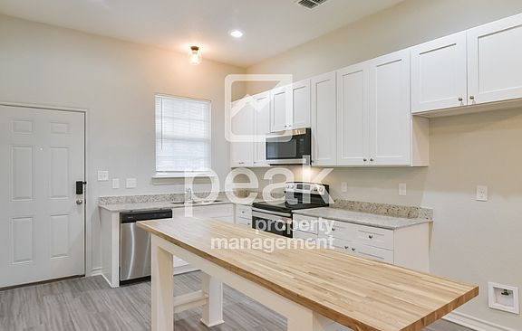 5th image of 5011 Sunshine Dr