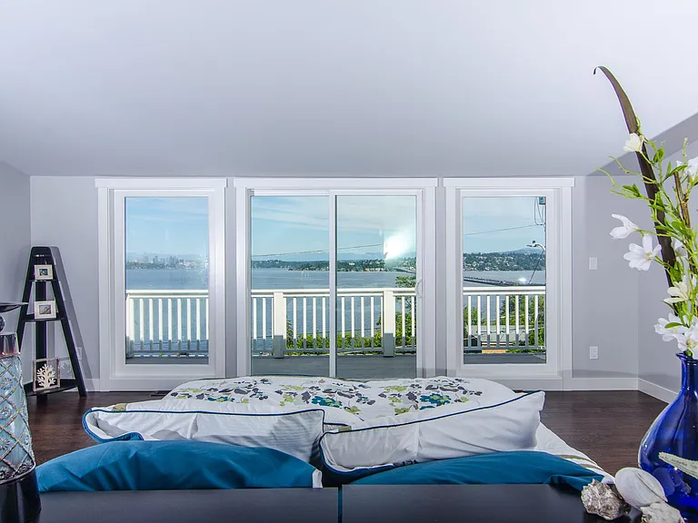 1115 Lake Washington Blvd S — Photo 11