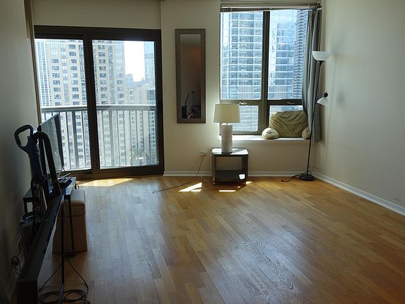 5th image of 400 N Lasalle St #3003