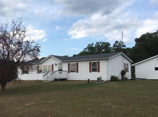 E8890 Oak Hill Rd, Wisconsin Dells, WI 53965