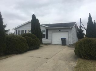 235 Eisenhower Pkwy, Warsaw, IN