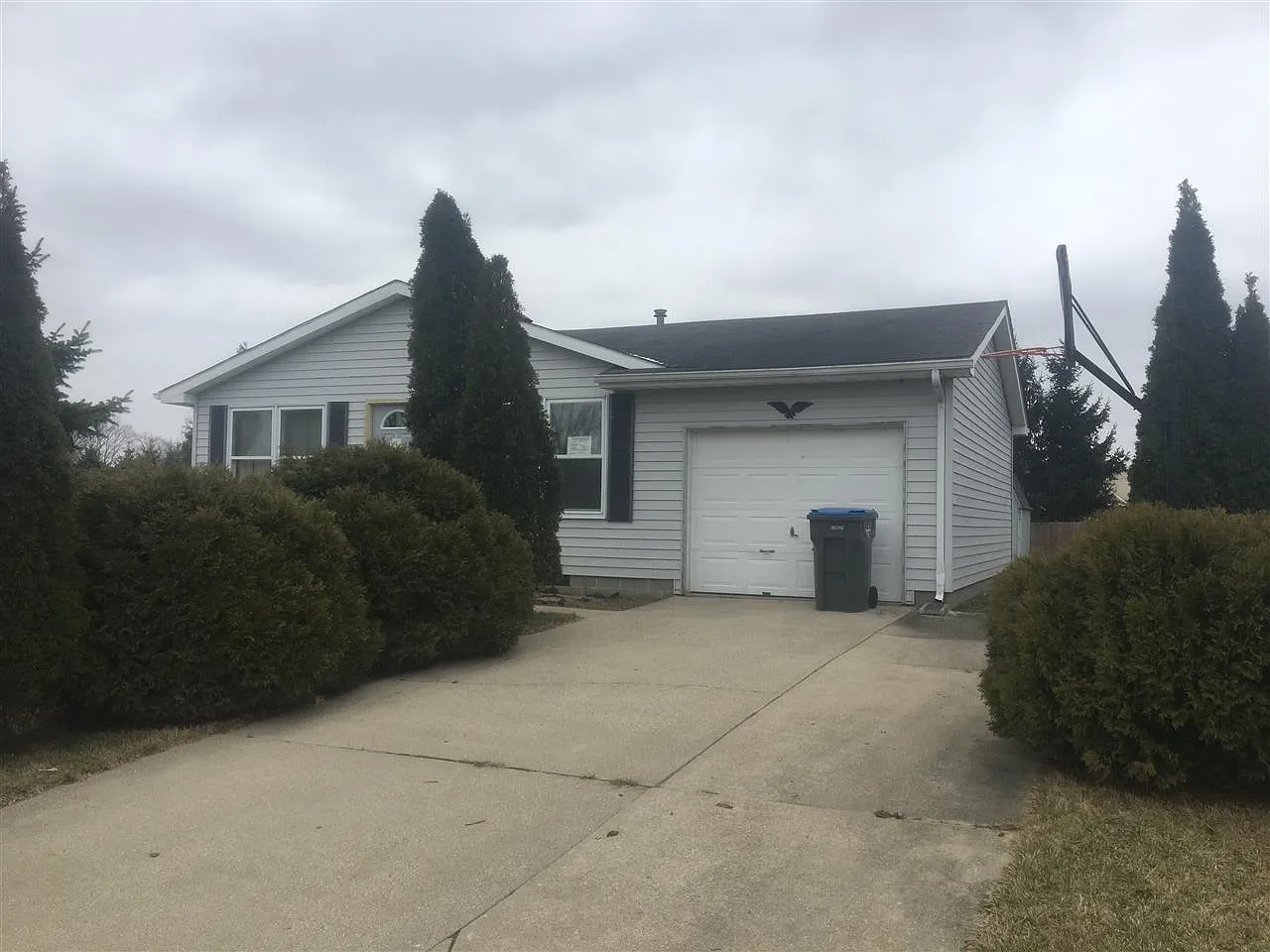 235 Eisenhower Pkwy photo 1