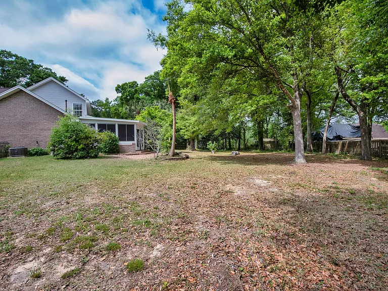 6740 Scotts Pl — Photo 39