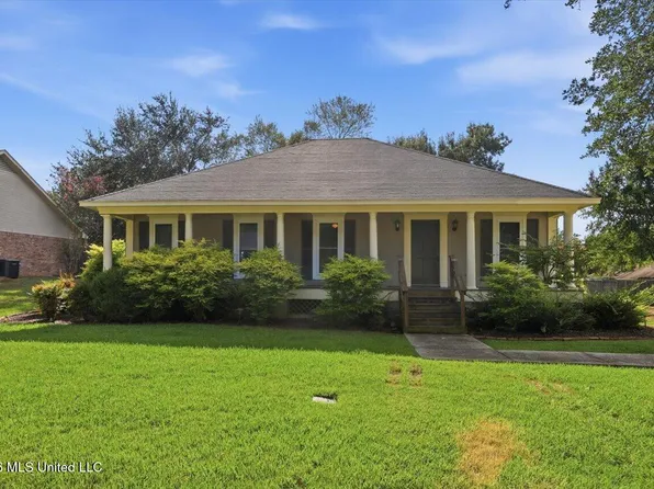 106 Rockwood Dr, Madison, MS 39110