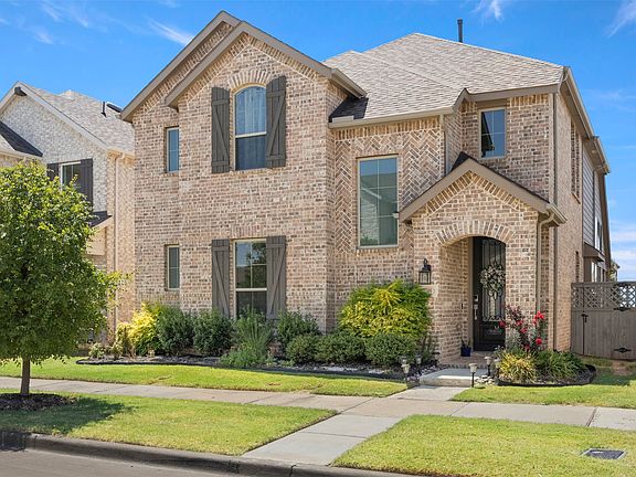 2nd image of 2309 Norma Ln