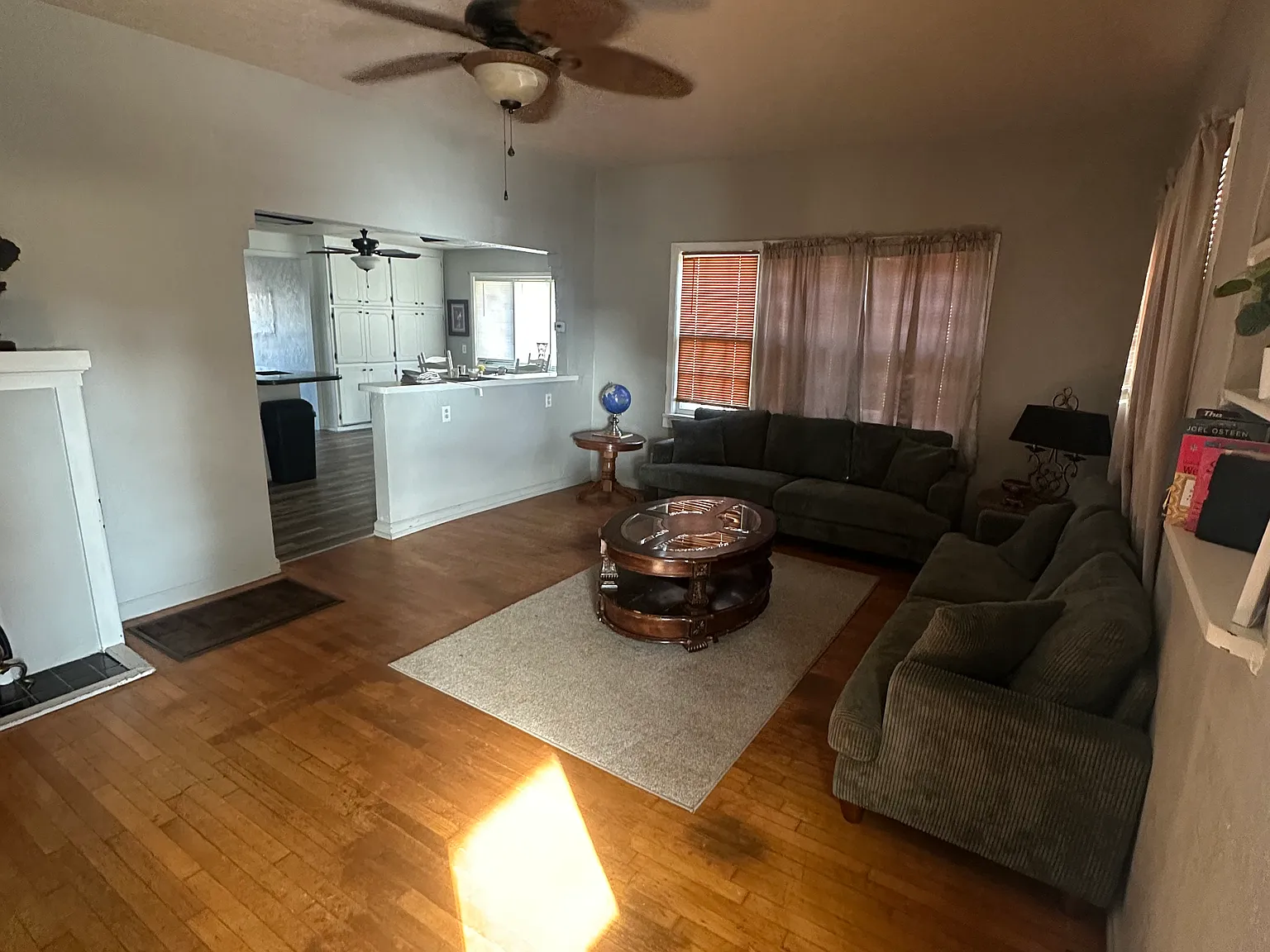 3 bed, 1558 sqft, $950 — Photo 2