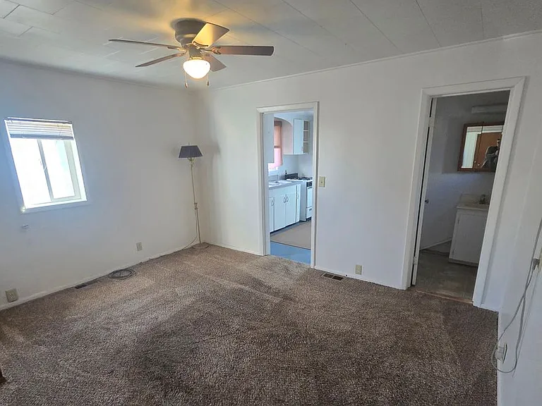 1208 Milwaukee St — Photo 4