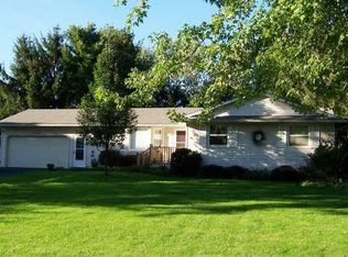 23 City View Dr, Rochester, NY 14625