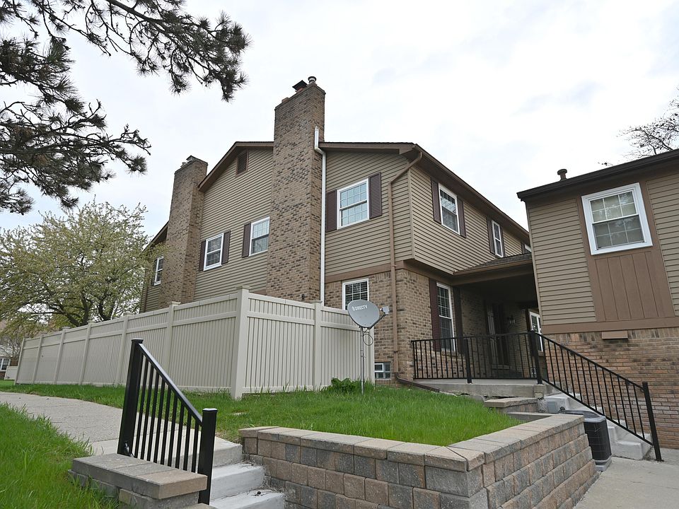 1st image of 21214 W Glen Haven Cir