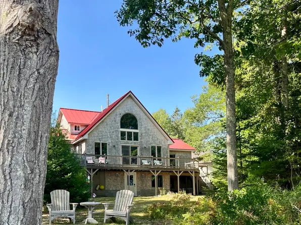 191 Woods Point Road, Blue Hill, ME 04614