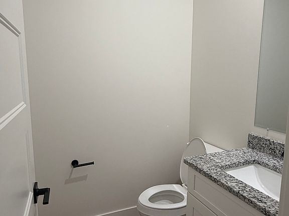 4th image of 707 E Briarbrook Ln