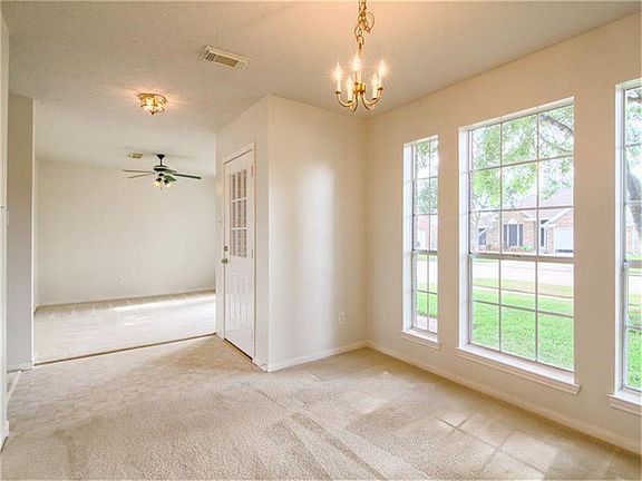 FORMAL LIVING & DINING ROOM