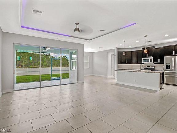 4th image of 8231 Hunters Glen Cir