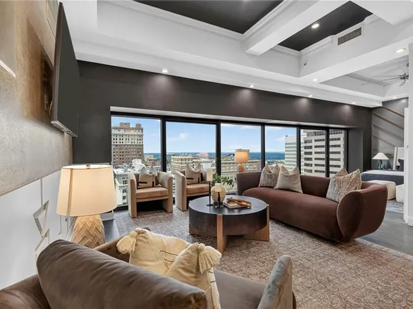 1101 Walnut St Unit 1505, Kansas City, MO 64106