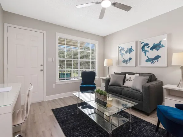 308 Lake Parsons Grn Unit 203, Brandon, FL 33511