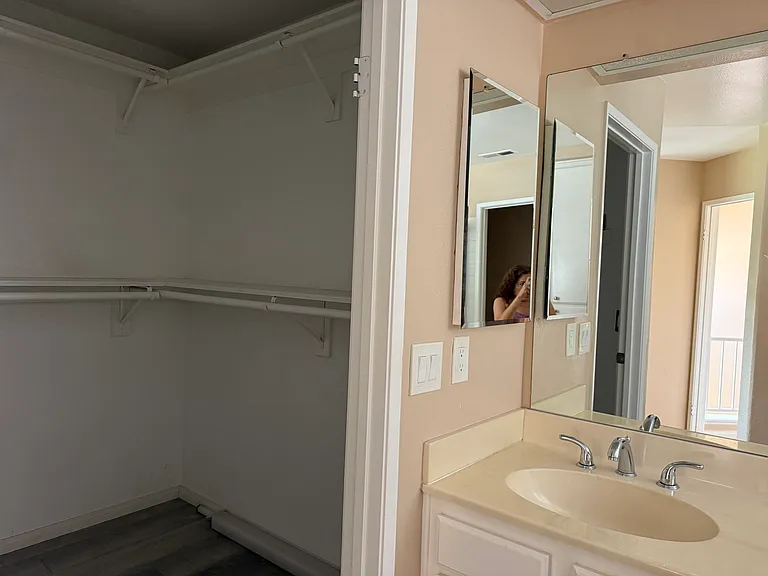 1438 Golfcrest Pl — Photo 21