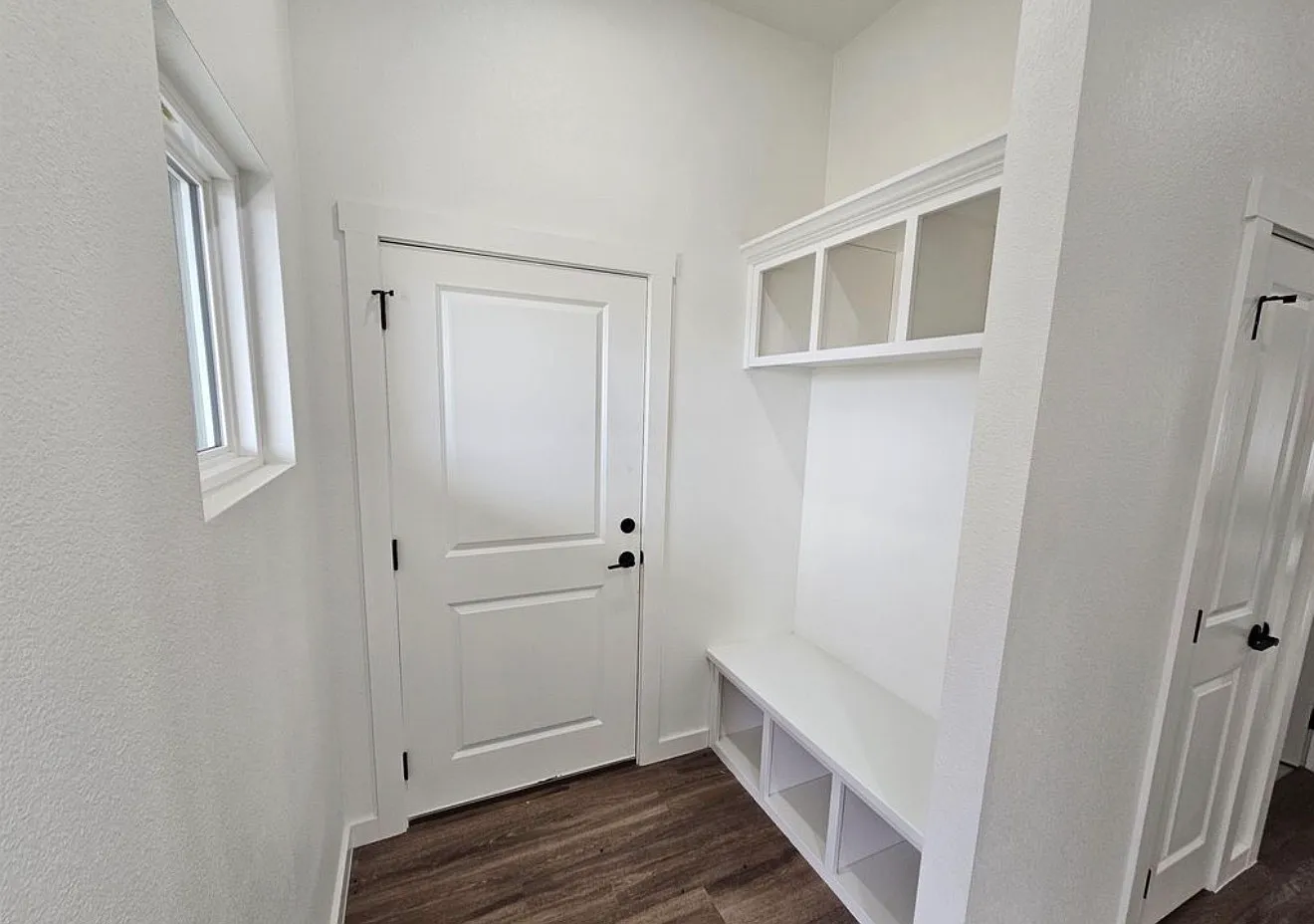 301 Primrose Point - 1 — Photo 2