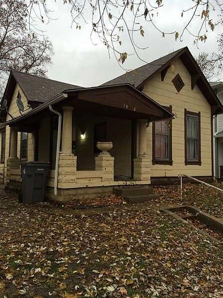 2nd image of 1458 Union St