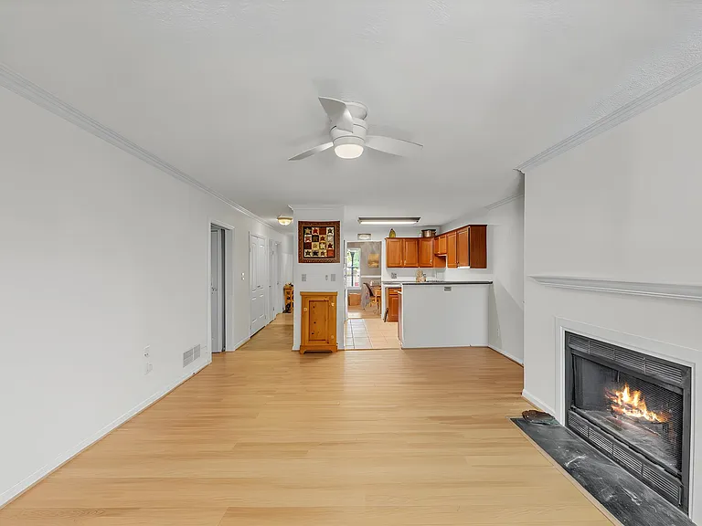 101 Westover Ave #103 — Photo 9