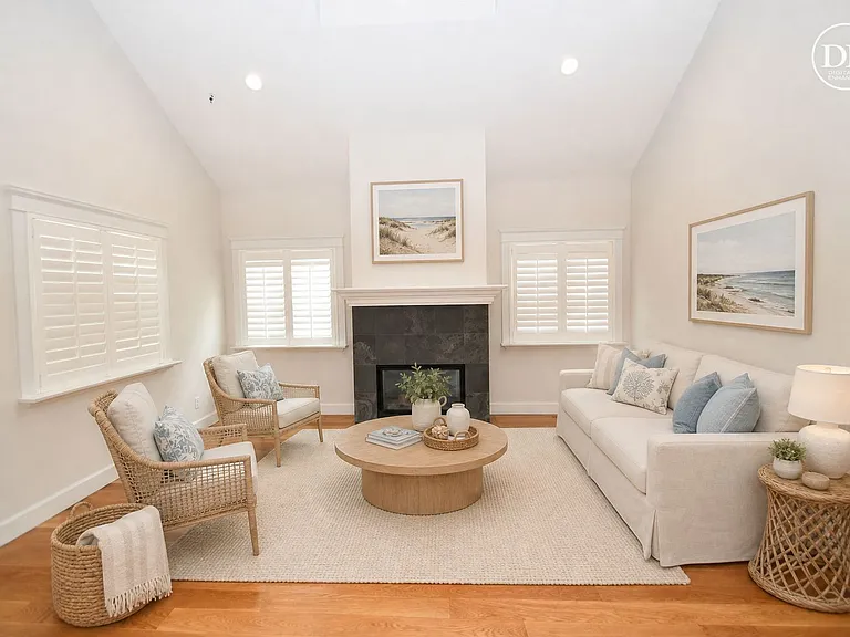 Formal Livingroom