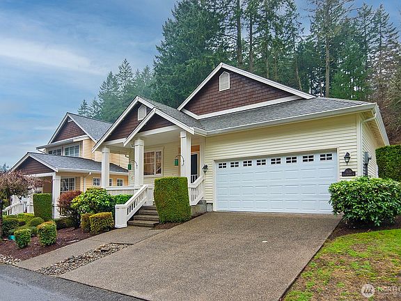 3rd image of 5638 61st Avenue W
