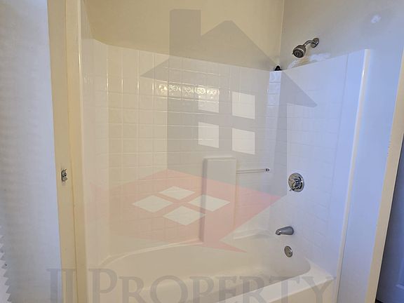 5th image of 173 School St Unit A