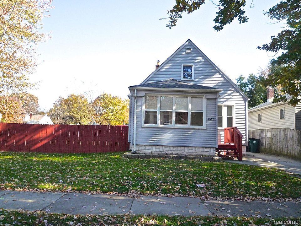1st image of 1525 Hoffman Ave