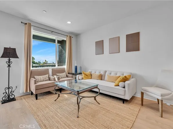 527 W Victor Ave, Anaheim, CA 92801