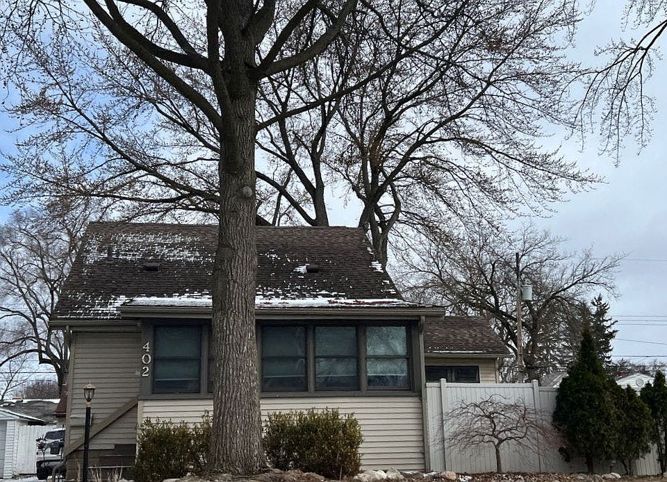 1st image of 402 W Houstonia Ave