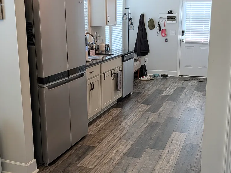 531 Farmstead Ln — Photo 7