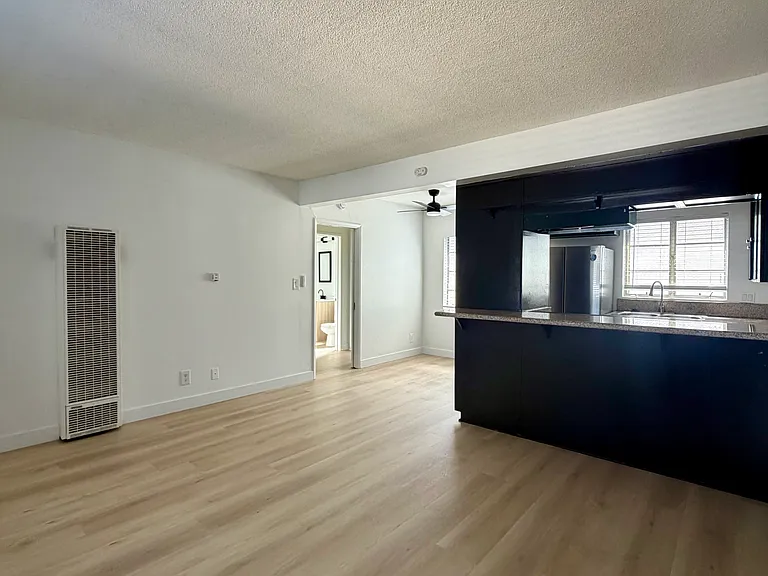 1845 W 166th St #8 — Photo 3