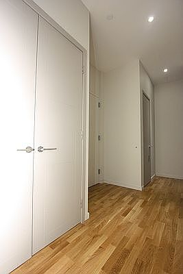 4th image of 77 W 126th St