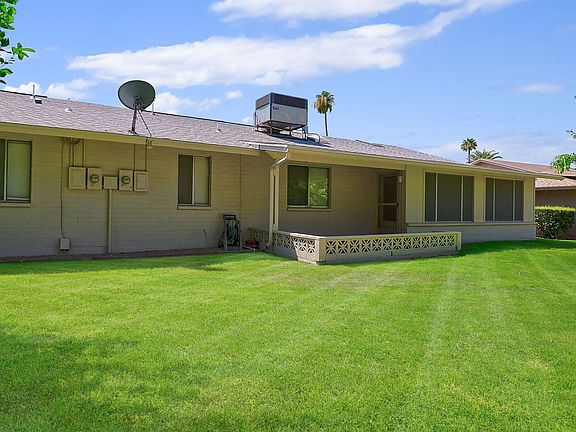 2nd image of 10439 W Saratoga Cir