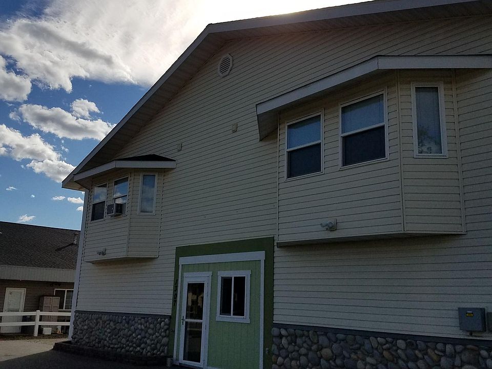2nd image of 1307 N Division Ave