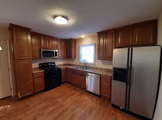 2433 Lanecrest Dr, Charlotte, NC 28215