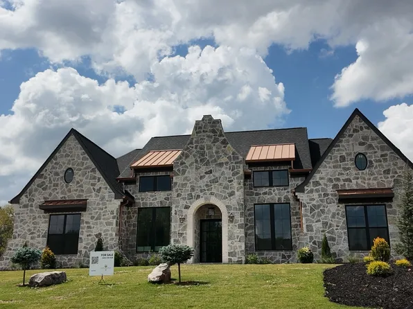 175 Annelise Park Dr, Fayetteville, GA 30214